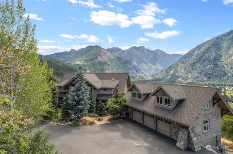 1410 Dempsey Rd, Leavenworth, WA 98826