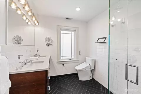 2020 41st Ave E, Seattle, WA 98112 photo 19