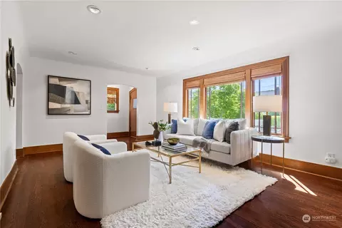 2020 41st Ave E, Seattle, WA 98112 photo 3