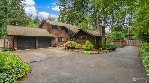 12805 129th St SE, Puyallup, WA 98374