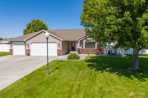 9508 Benjamin Way SE, Moses Lake, WA 98837