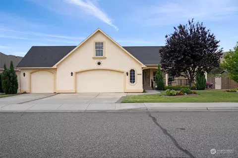 1443 Jonagold Dr SE, Richland, WA 99352