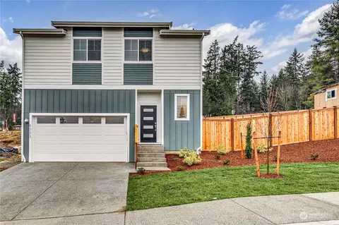 115 NE Shadowhawk Ln, Bremerton, WA 98311