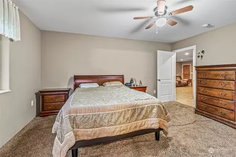 Bedroom - 249 Tara Ln, Vader, WA 98593 photo 1 of 4