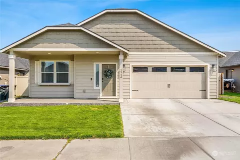 1344 E Nen Dr, Moses Lake, WA 98837
