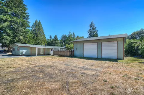 2445 Rocky Point Rd NW, Bremerton, WA 98312