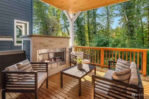 9730 Lindsay Pl S, Seattle, WA 98118