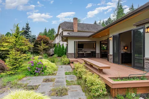 Exterior - 2304 141st Pl SE, Mill Creek, WA 98012 photo 3 of 8