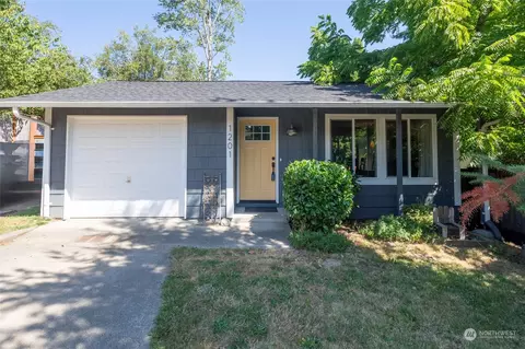 1201 E 59th St, Tacoma, WA 98404