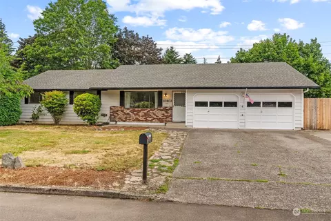 10402 NE 25th St, Vancouver, WA 98664