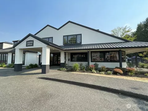 6329 S 212th St #T, Kent, WA 98032