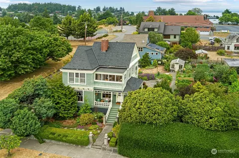 932 Pierce St, Port Townsend, WA 98368