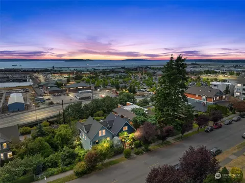2122 Grand Ave #1 & 2, Everett, WA 98201