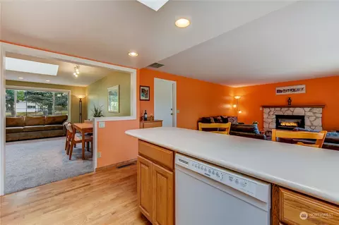 Kitchen - 8414 Maple Ln, Edmonds, WA 98026 photo 3 of 3