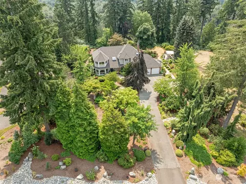 23341 SE 225th St, Maple Valley, WA 98038