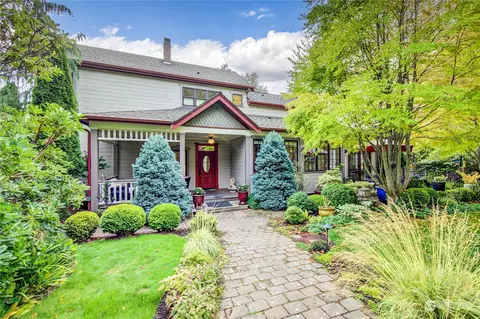 1325 Adams St, Port Townsend, WA 98368
