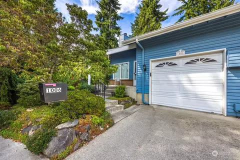 1006 S 246th Pl, Des Moines, WA 98198