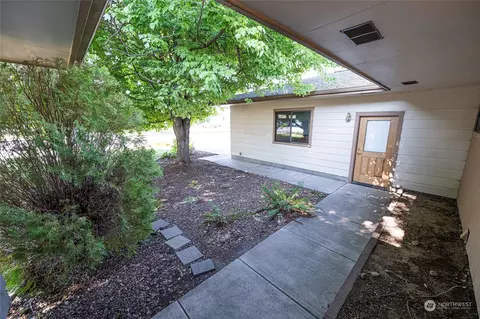 7 E Tietan, Walla Walla, WA 99362