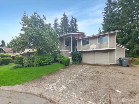 Exterior - 2718 167th St SE, Bothell, WA 98012 photo 2 of 6