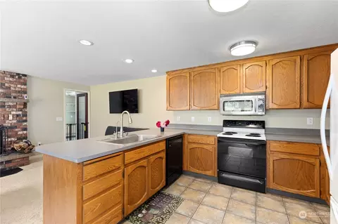 190 Madera Dr, Sequim, WA 98382 photo 9