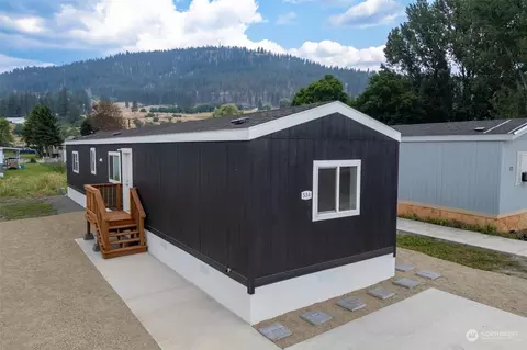 534 W 8th Ave, Colville, WA 99114