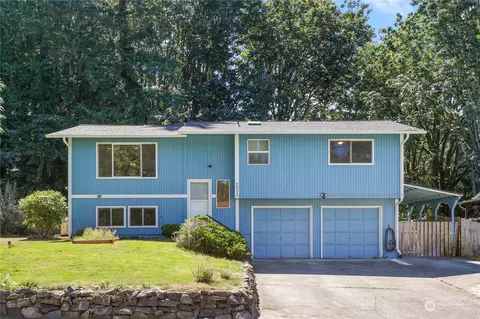 2975 Aegean Blvd NE, Bremerton, WA 98311