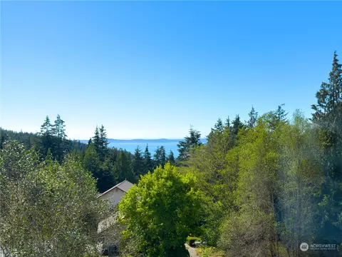 14009 Seaview Way, Anacortes, WA 98221