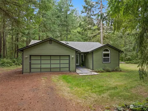 11498 Jacobs Ln SE, Port Orchard, WA 98367