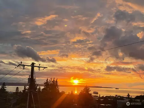 722 Pine St, Edmonds, WA 98020 photo 32