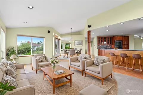 722 Pine St, Edmonds, WA 98020 photo 12