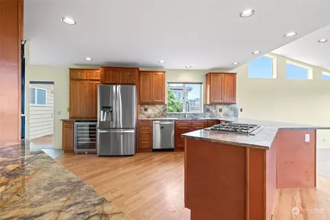 722 Pine St, Edmonds, WA 98020 photo 9