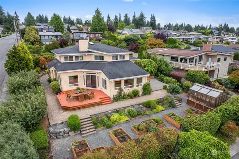 722 Pine St, Edmonds, WA 98020