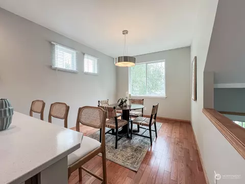 566 E Marine View Dr #B, Everett, WA 98201 photo 11