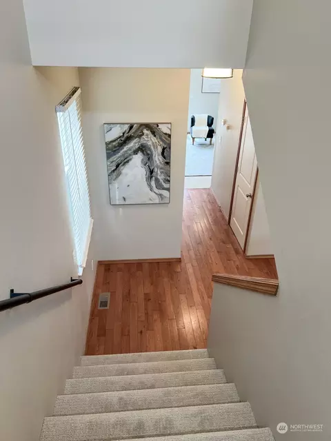 566 E Marine View Dr #B, Everett, WA 98201 photo 22