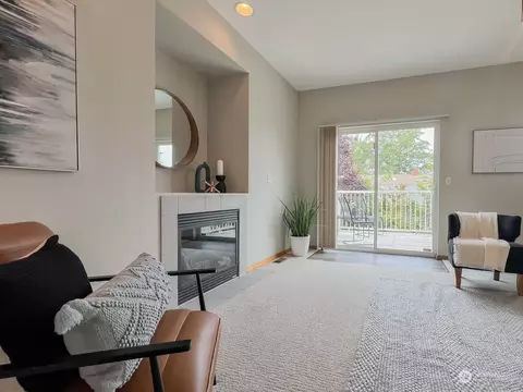 566 E Marine View Dr #B, Everett, WA 98201 photo 16