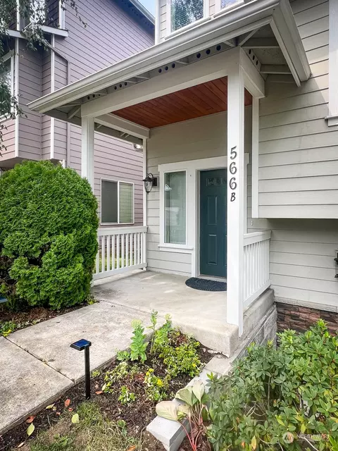 566 E Marine View Dr #B, Everett, WA 98201 photo 5