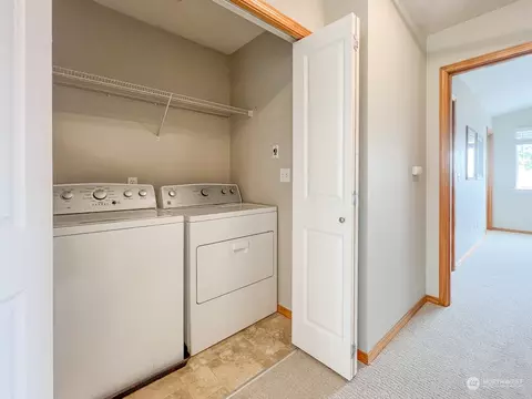 566 E Marine View Dr #B, Everett, WA 98201 photo 33