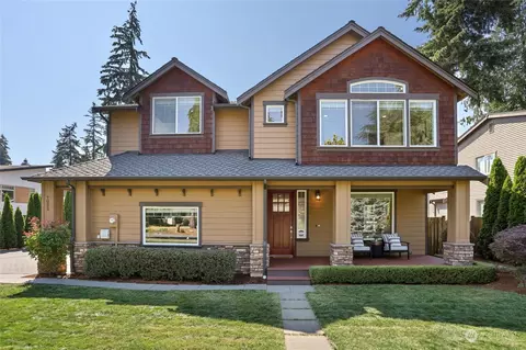 7023 126th Ave NE, Kirkland, WA 98033