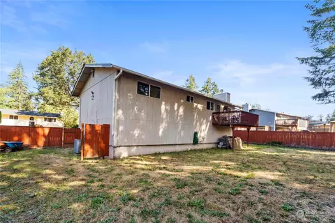 Exterior - 19217 10th Ave E, Spanaway, WA 98387 photo 4 of 9