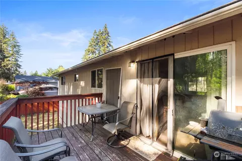 Exterior - 19217 10th Ave E, Spanaway, WA 98387 photo 2 of 9
