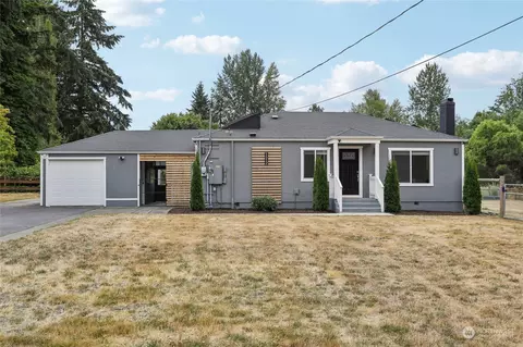 1512 90th St E, Tacoma, WA 98445