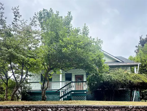 813 Terrace Ave, Aberdeen, WA 98520