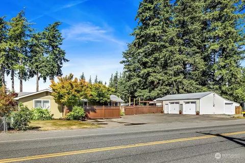 6013 Northwest Dr, Ferndale, WA 98248