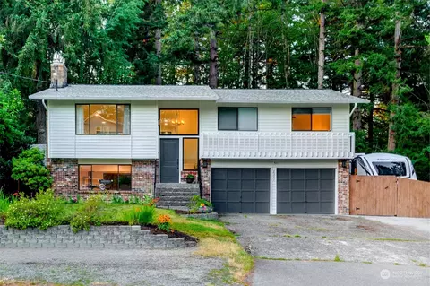 2327 136th Pl SW, Lynnwood, WA 98087