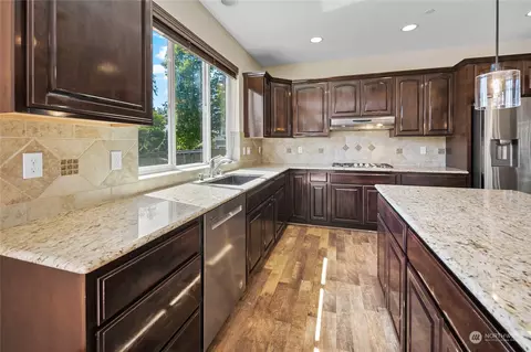 Kitchen - 3110 216th Pl SE, Bothell, WA 98021 photo 2 of 4