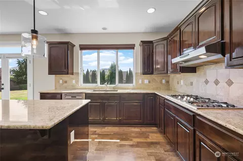 Kitchen - 3110 216th Pl SE, Bothell, WA 98021 photo 4 of 4