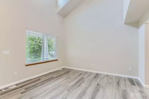 Living - 825 183rd Pl SE, Bothell, WA 98012 photo 2 of 8