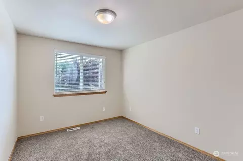 Bedroom - 825 183rd Pl SE, Bothell, WA 98012 photo 4 of 4