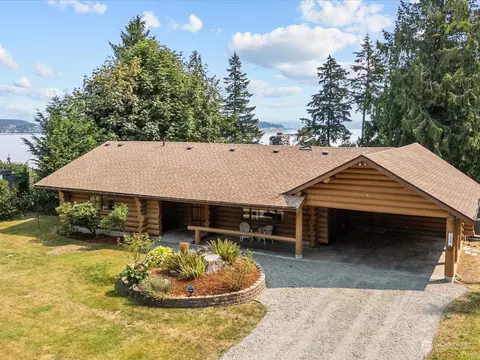 134 Livingston Bay Rd, Camano Island, WA 98282