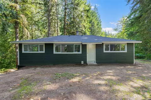 17606 174th Ave NE, Woodinville, WA 98072